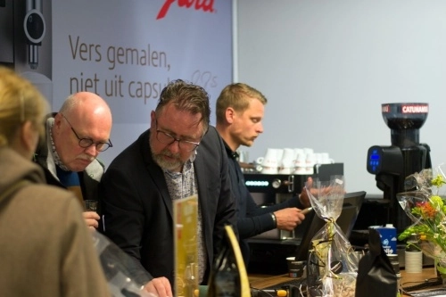 Alt titel